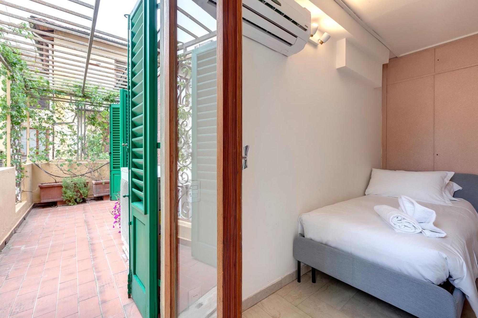 Fiorenza Historical Apartment By Mamo ฟลอเรนซ์ ภายนอก รูปภาพ