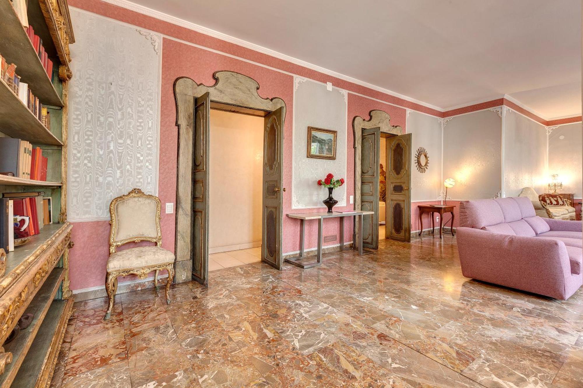 Fiorenza Historical Apartment By Mamo ฟลอเรนซ์ ภายนอก รูปภาพ