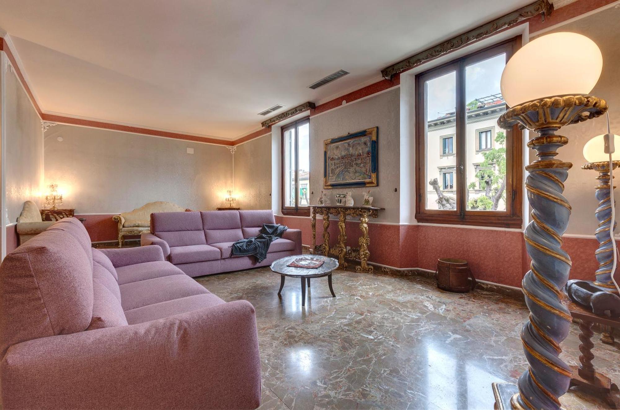 Fiorenza Historical Apartment By Mamo ฟลอเรนซ์ ภายนอก รูปภาพ