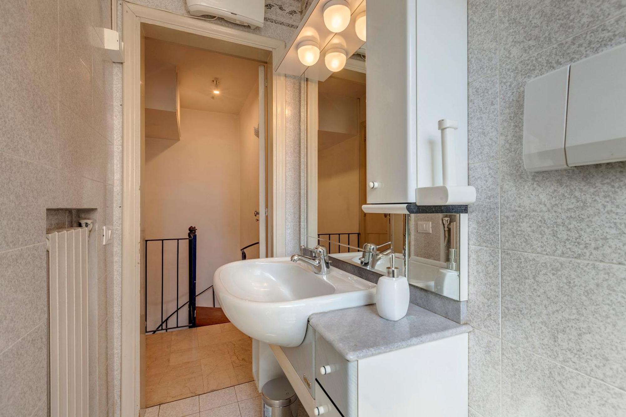 Fiorenza Historical Apartment By Mamo ฟลอเรนซ์ ภายนอก รูปภาพ